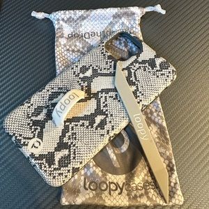 IPhone 11 Pro Max snakeskin Loopy case